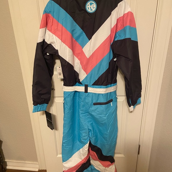 Tipsy Elves snow suit - Picture 10 of 10